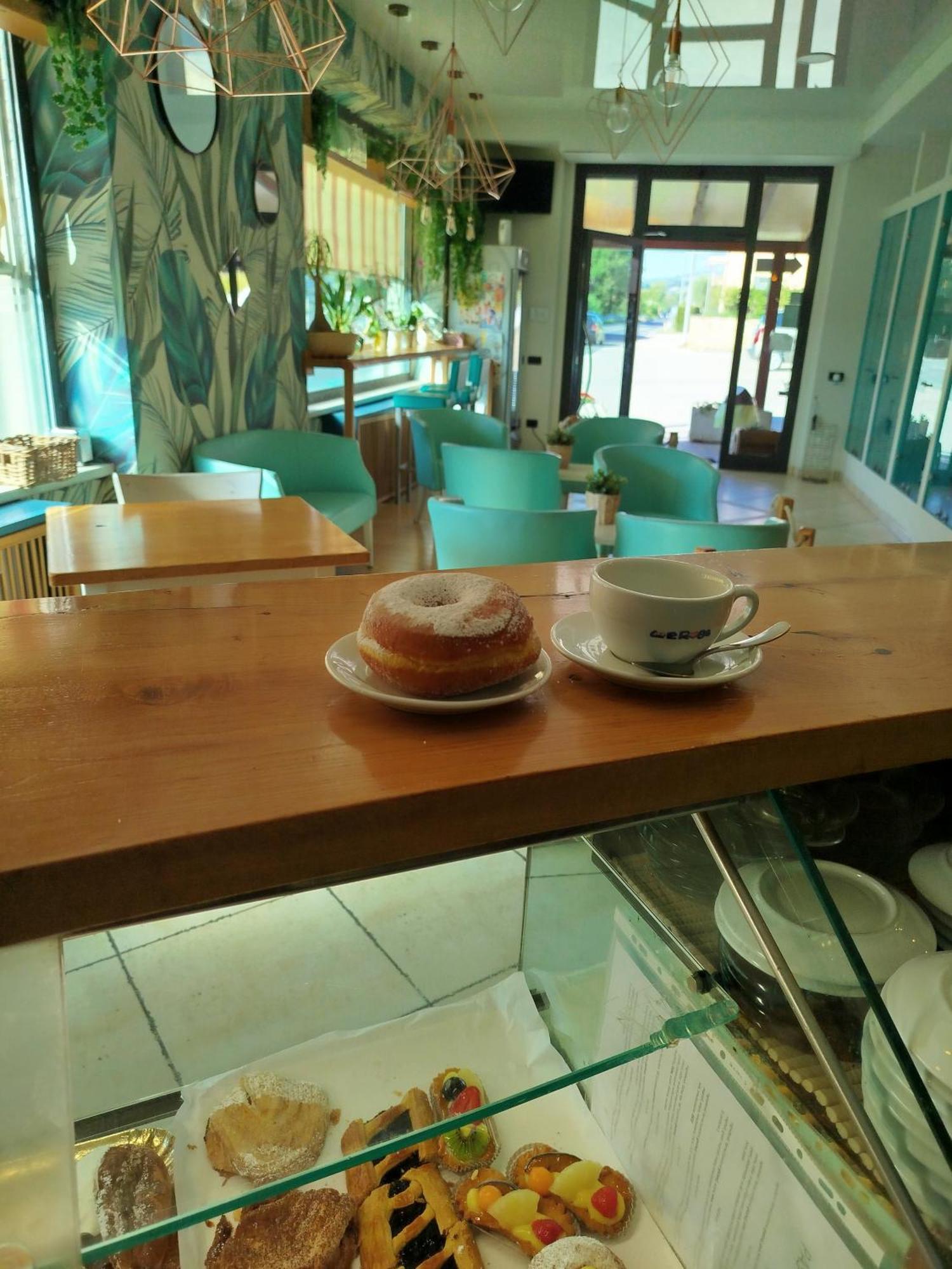 Albergo Le 2 Rose 산세베리노마르케 외부 사진